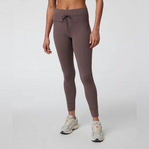 Vuori Daily Leggings Chocolate Small Long